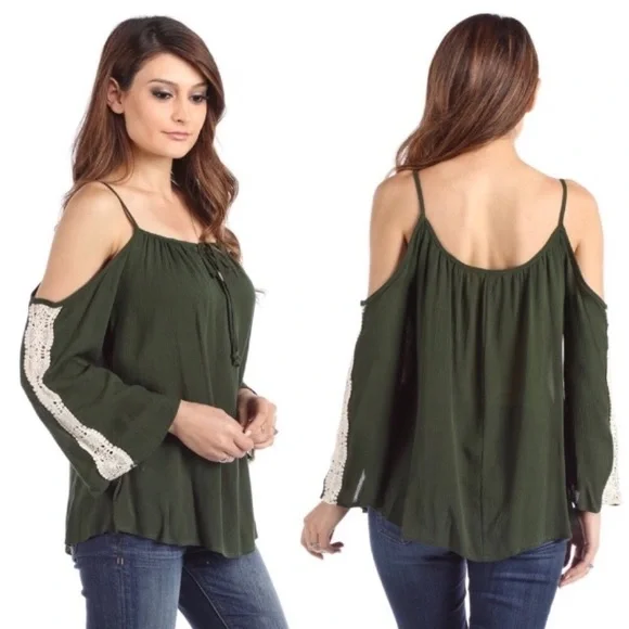 💥 SALE Crochet Lace Trim Bell Sleeve Cold Shoulder Blouse - Picture 2 of 3